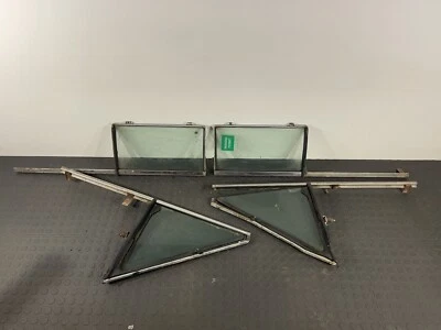 Jeep Grand Wagoneer 1980-1991 4-Piece Vent Windows ( PARTS ) FREE SHIP - Image 1 of 4