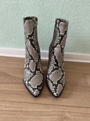 *NEU* Aldo Damen Stiefeletten Gr. 40 grau, Animalprint, Schlange, Stiefel Boots - Bild 1 von 4