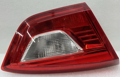 2017 CHEVROLET CRUZE LH TAIL LIGHT OEM GM 84075816 Foto 1 de 4