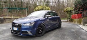 AUDI A1 S1 quattro LAMA SOTTOPARAURTI SPLITTER ORIGINALE SAMURAI NERO OPACO - Foto 1 di 3