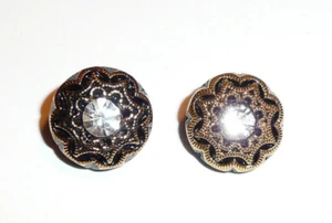 Bonito negro con detalles dorados vidrio checo con pedrería botón 13 mm dos botones - Imagen 1 de 9