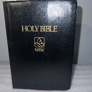 1989 NRSV New Revised Standard Version Holy Bible Nelson 1701N Red Letter Ed - Picture 1 of 5