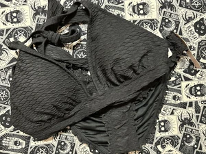 NWT Victoria's Secret Black Fishnet Pattern Sexy Bikini, Size Medium - Picture 1 of 14