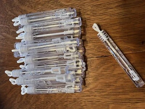 25 Filled Clear Bubbles Heart Wand Wedding Party Favors, Table Decor, Kids Gifts - Picture 1 of 1