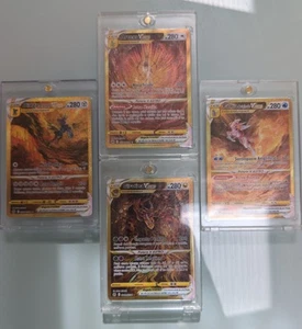 Pokemon Zenit Regale Ita V Astro Gold NM+ 4 Cards lot - Foto 1 di 5