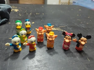 VTG 1986 Disneyland Playmates Train Playset Replacement Figures - Picture 1 of 5