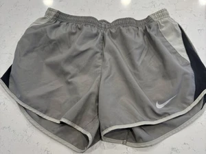 Nike Tempo Dri Fit Athletic Lined Shorts Women's S Gray - Picture 1 of 5