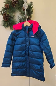 Patagonia Down for Fun Long Jacket with Hood NEW Girl's L 12 Deep Sea Blue - Picture 1 of 5