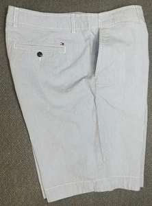 Tommy Hilfiger Men's Blue & White Pin Striped Classic Fit 36 Shorts "fit 38x10" - Picture 1 of 14