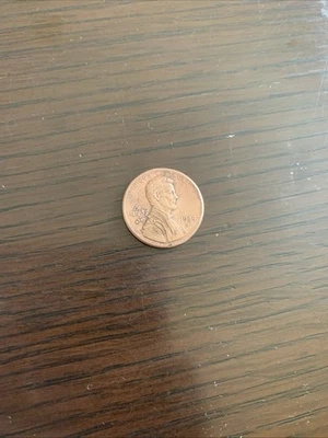 1984  Lincoln Memorial Cent Error - Image 1 of 3