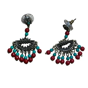  Paar Ohrhänger im Bohème-Stil mit roten und türkisen Perlen - Bild 1 von 5