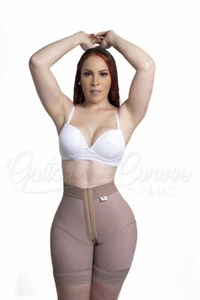 Kolumbianische bbl Taillenshort mit Dammverschluss | Guitar Curves - Bild 1 von 5