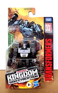 Megatron Action Figure Transform War for Cybertron Kingdom Core 4" Figure - Picture 1 of 6