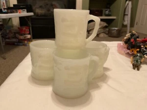 Fire King Glas Johnny Hart BC Weiß Milchglas Grog Kaffeetasse Becher 8 Unzen Menge/4 - Bild 1 von 3