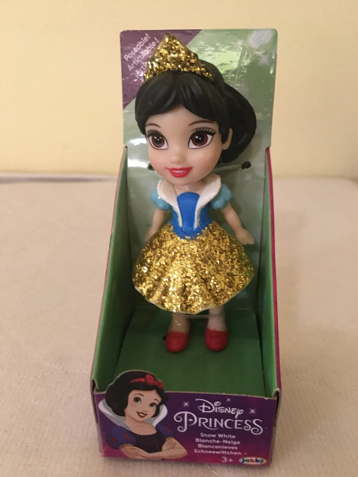 Disney Princess 2021 Mini Poseable Miniature 3.5" Toddler Doll Figure Snow White