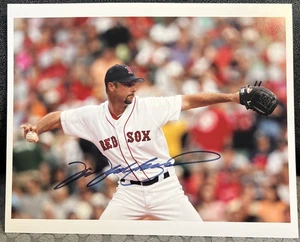 Tim Wakefield Boston Red Sox signed knuckle ball 8 X 10 Autograph - Picture 1 of 3