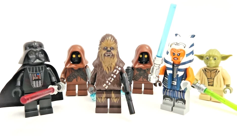 Lego Star Wars Minifigura y Accesorios Lote - Vader Jawa Ahsoka Yoda Chewbacca Foto 1 de 4