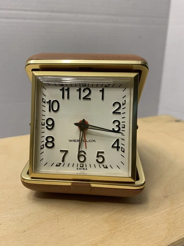 Vintage Westclox Travel Alarm Clock Clam Shell Case Purse Watch USA Made Cover