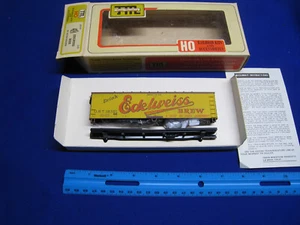 HO Scale Train Miniature Edelweiss Beer Reefer Kit - Picture 1 of 1