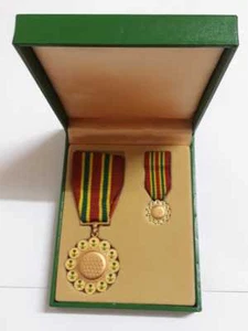 Saudi Arabia medal commemorative Desert Storm Combat mint 勋章 médaille Heer 1990s - Picture 1 of 5
