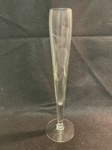 The Glass Shop Corning, NY Etched Glass Crane Bud Vase - Picture 1 of 5