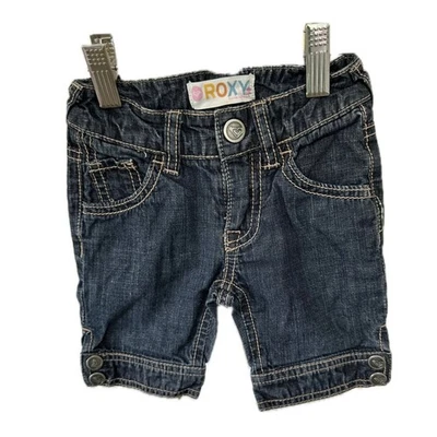 Pantalones de mezclilla recortados con logotipo bordado 100 % algodón Roxy Teenie Wahine Baby 12 meses Foto 1 de 4
