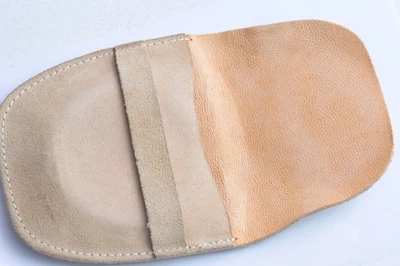 Hasselblad 500CM Cuero de becerro Pantalla de enfoque Estuche Bolso Foto 1 de 2