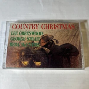 Country Christmas - George Strait, Reba McEntire Cassette 1991  - Picture 1 of 2