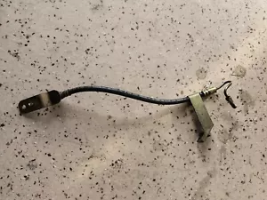 Right Rear Brake Line Cylinder - Picture 1 of 3