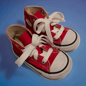 Sneakers Converse All Star Chuck Taylor rosse bambino taglia 6 ottime! - Foto 1 di 8