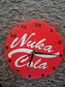 Fallout Nuka Cola Bottle Cap 10 inch Clock wall clock - Picture 1 of 2