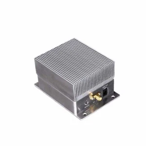 AB-10W 380-520MHz Automatyczny wzmacniacz mocy wzmocnienia Bezprzewodowy wzmacniacz sygnału RF f / FM VHF UHF - Zdjęcie 1 z 4