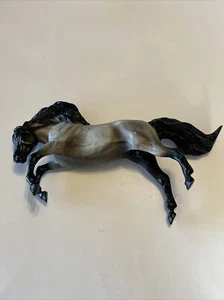 Classic Breyer Horse #750201 Azul Fausto Blue Roan Fighting Mesteno Mustang - Picture 1 of 6