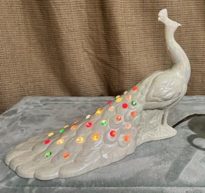 Lámpara de mesa vintage Atlantic Mold años 70 cerámica pavo real iluminada Foto 1 de 4