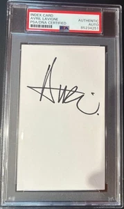 AVRIL LAVIGNE SIGNED INDEX CARD ENCAPSULATED PSA COMPLICATED GIRLFRIEND RARE - Picture 1 of 2