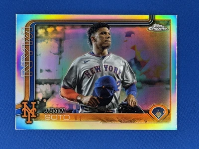2025 Topps Chrome #200 Juan Soto Image Variation Refractor SP Mets - Image 1 of 2