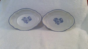 Set of 2 Pfaltzgraff Yorktowne Au Gratin Scalloped Edge Dish's, EUC - Picture 1 of 6