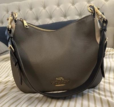 Authentic Coach Jes Hono Shoulder Bag. Excellent Condition. Navy Strap. - Image 1 of 4