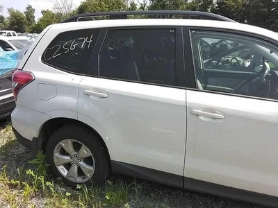 Used Rear Right Door Assembly Rear Side fits: 2015 Subaru Forester electric wind Foto 1 de 4