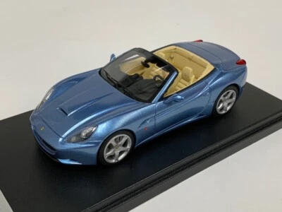 1/43 Looksmart Ferrari California techo abierto en Azzuro California LS312 SA RK036 Foto 1 de 4