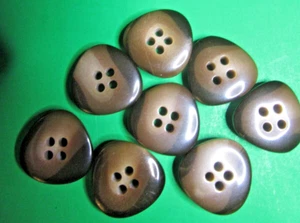 (8) VINTAGE 3/4" MOTTLED BROWN PLASTIC MODIFIED TRIANGLE 4-HOLE BUTTONS NEW-F803 - Picture 1 of 2