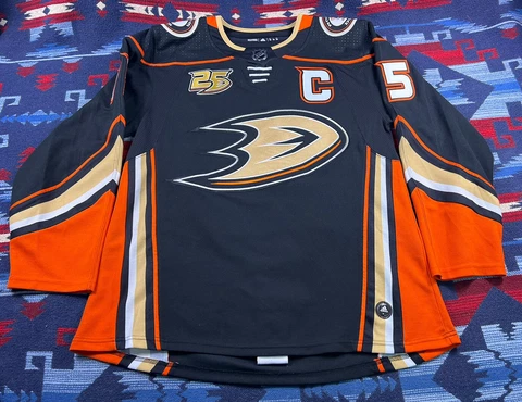 Adidas Authentic Ryan Getzlaf Anaheim Ducks NHL  Game Jersey Sz 50 Fight Strap! Cover