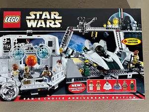 Lego Star Wars 7754 Home One Mon Calamari Star Cruiser Brand New Factory Sealed! - Picture 1 of 3