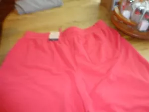 Damen Plus 1x BERMUDASHORTS NEU MIT ETIKETT ST. JOHN'S BAY - Bild 1 von 3