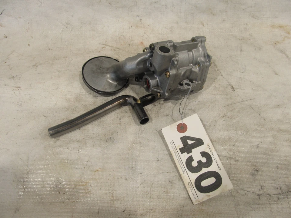 2006 Yamaha Apex GT RTX ER oil Pump - Image 1 of 2