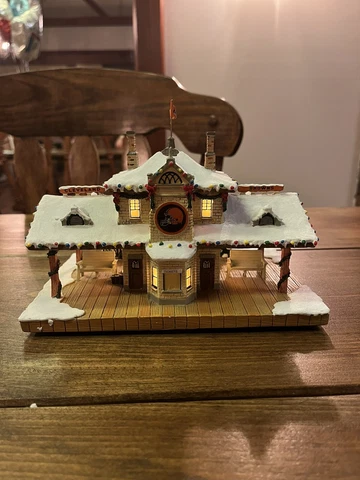 2003 Cleveland Browns NFL Hawthorne Village Lighted Christmas Ticket Station Cover