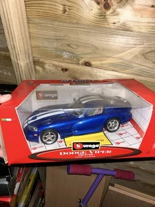 Burago Dodge Viper SRT/10 Diecast Model Car 1:18 Scale - Picture 1 of 1