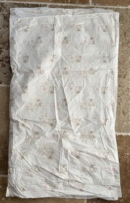 Fundas con volantes de Rachel Ashwell Couture Shabby Chic Primrose Poplin King (2) Foto 1 de 4