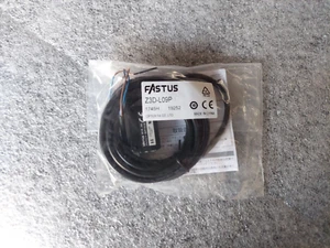 New Optex Fastus Z3D-L09P 19252 Photoelectric Limited Reflective Sensor - Picture 1 of 2