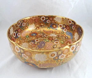 Fine Antique Satsuma 1000 FLOWERS Large Lobed Bowl 9.75" Dia x 3.75" Signed EUC - Picture 1 of 15